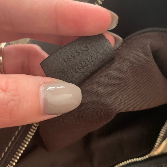 SOLD✋🏻Authentic Vinatge Gucci Monogram Large D Gold Hobo - Picture 3 of 8